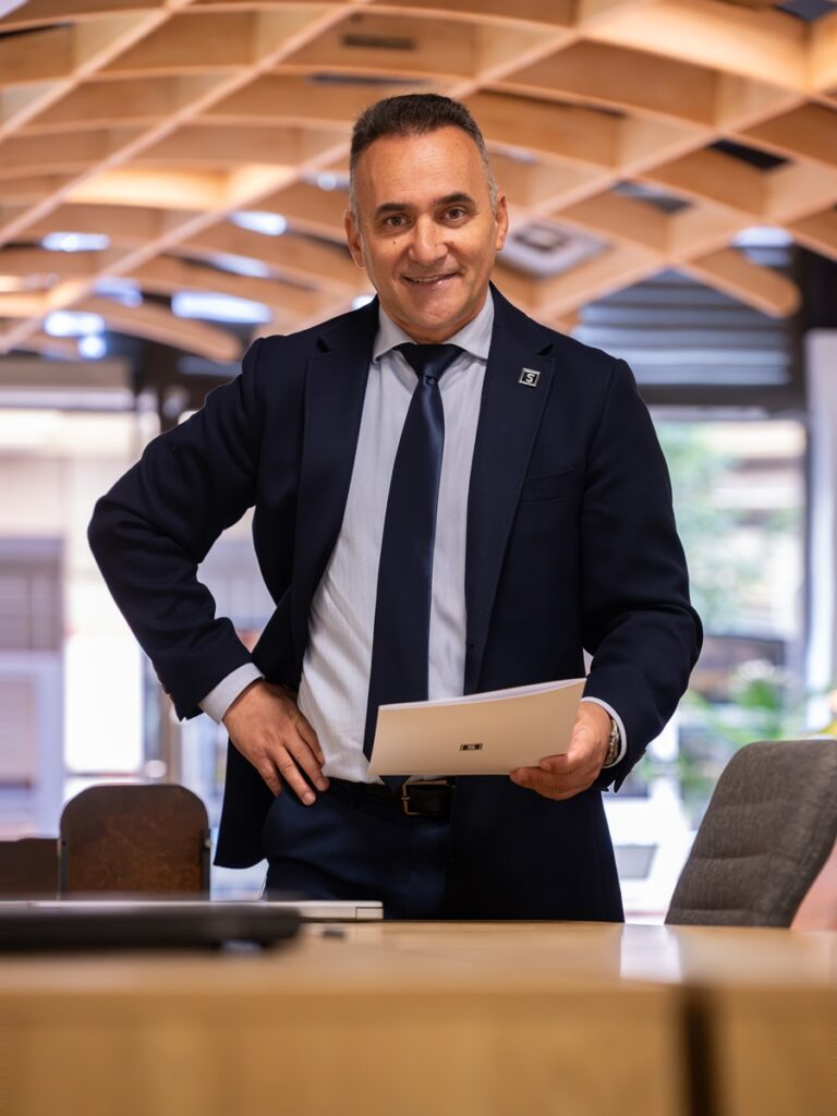 Home 29 021 seguraAmansur