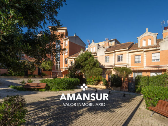 FANTÁSTICA CASA ADOSADA CON GARAJE EN HUELVA  10 003 Casa Santa Maria Pilar 67