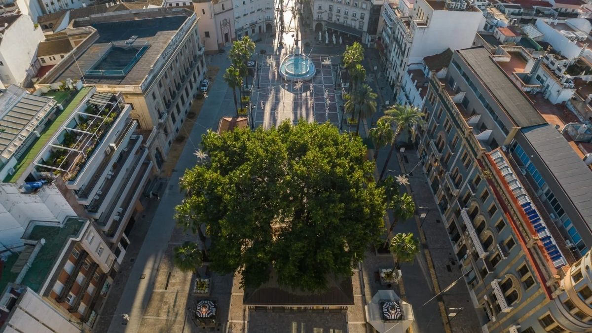 PLAZA DE LAS MONJAS
